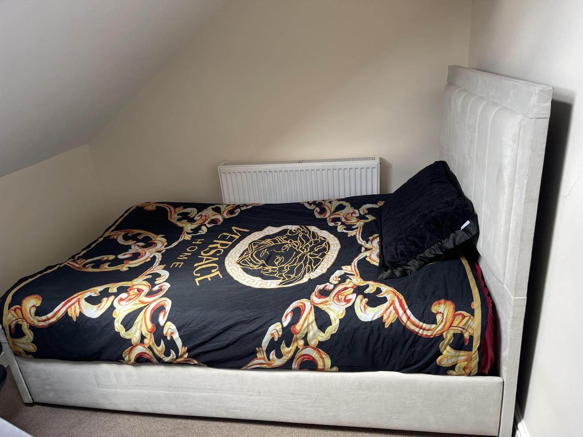 Stylish 1-Bed Apt - Sleeps 4 - Parking - Wifi Манчестер Экстерьер фото