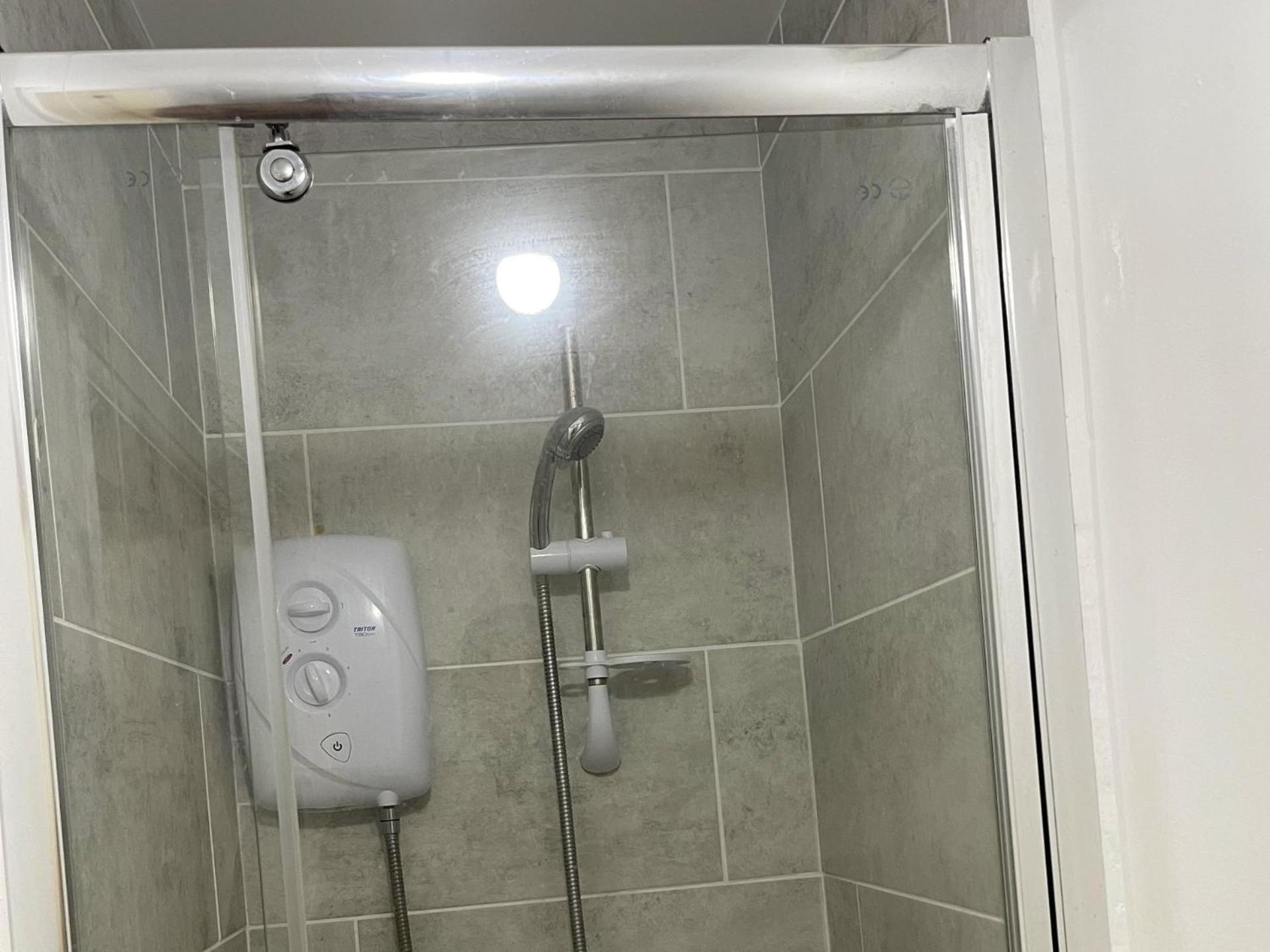 Stylish 1-Bed Apt - Sleeps 4 - Parking - Wifi Манчестер Экстерьер фото